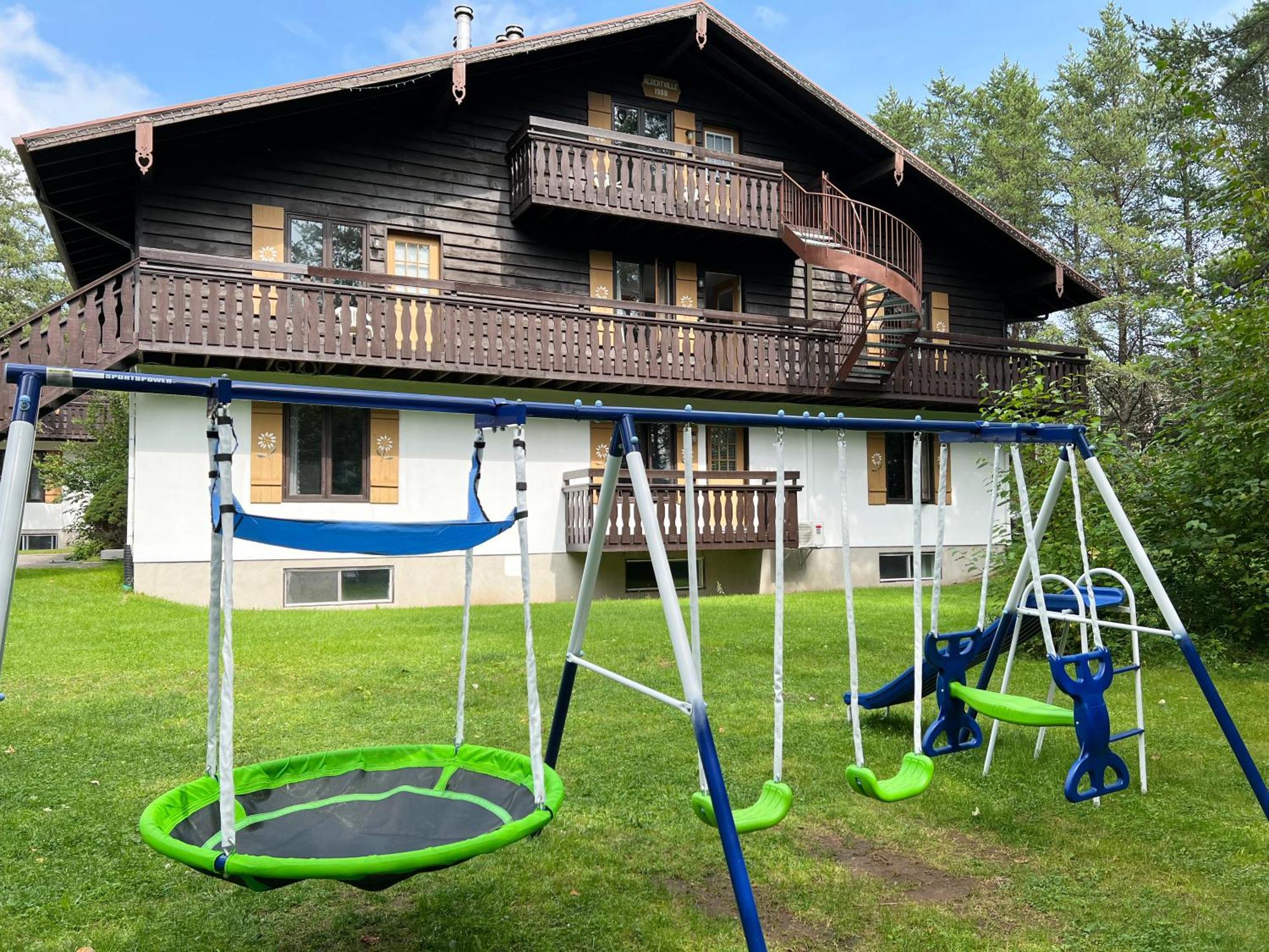 Chalets Montmorency Mont-Sainte-Anne Saint-Ferreol-les-Neiges Exterior foto